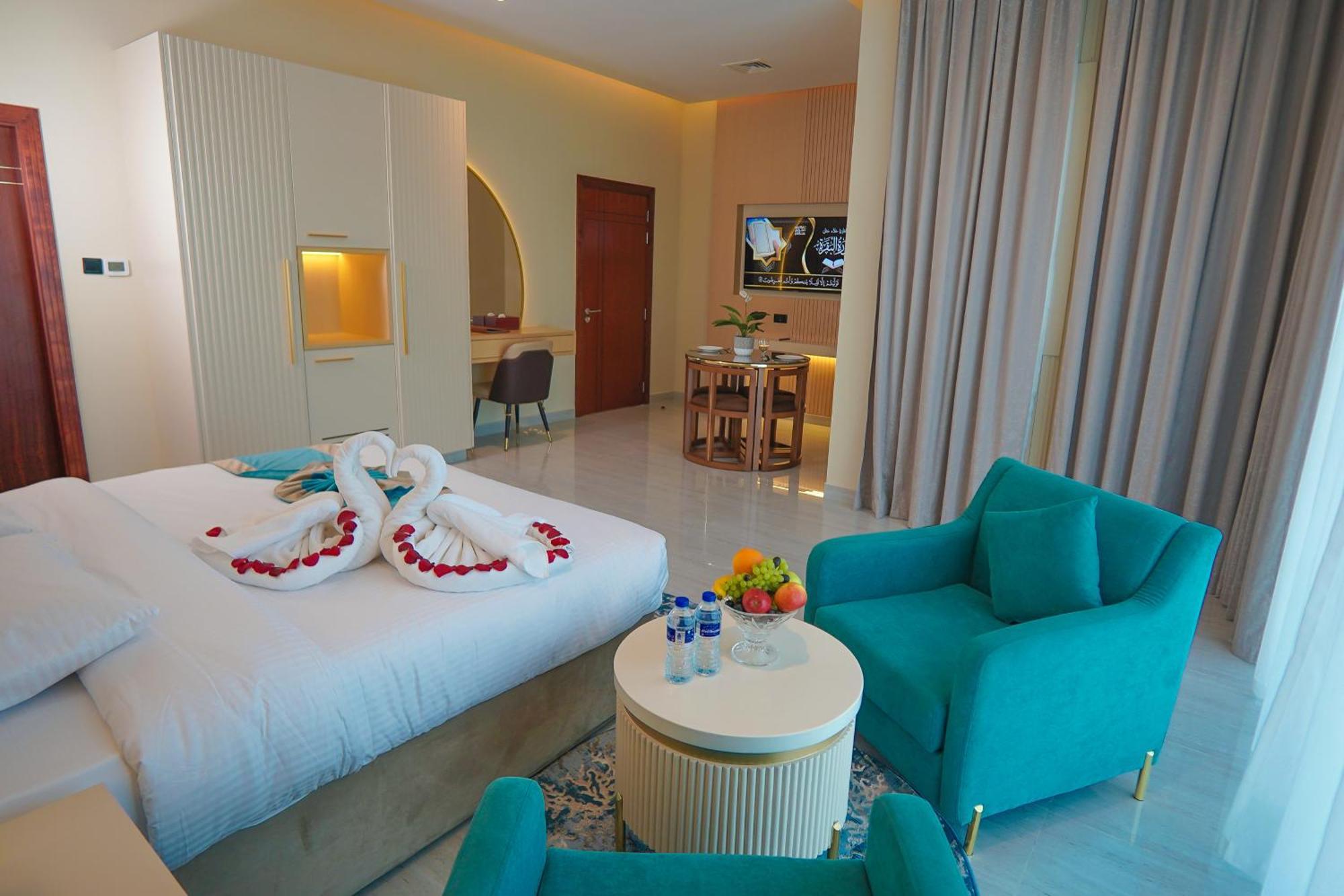 Concorde Creek View Hotel Bur Дубай Екстериор снимка