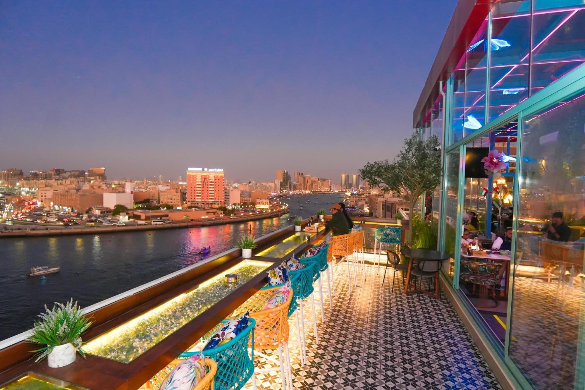 Concorde Creek View Hotel Bur Дубай Екстериор снимка