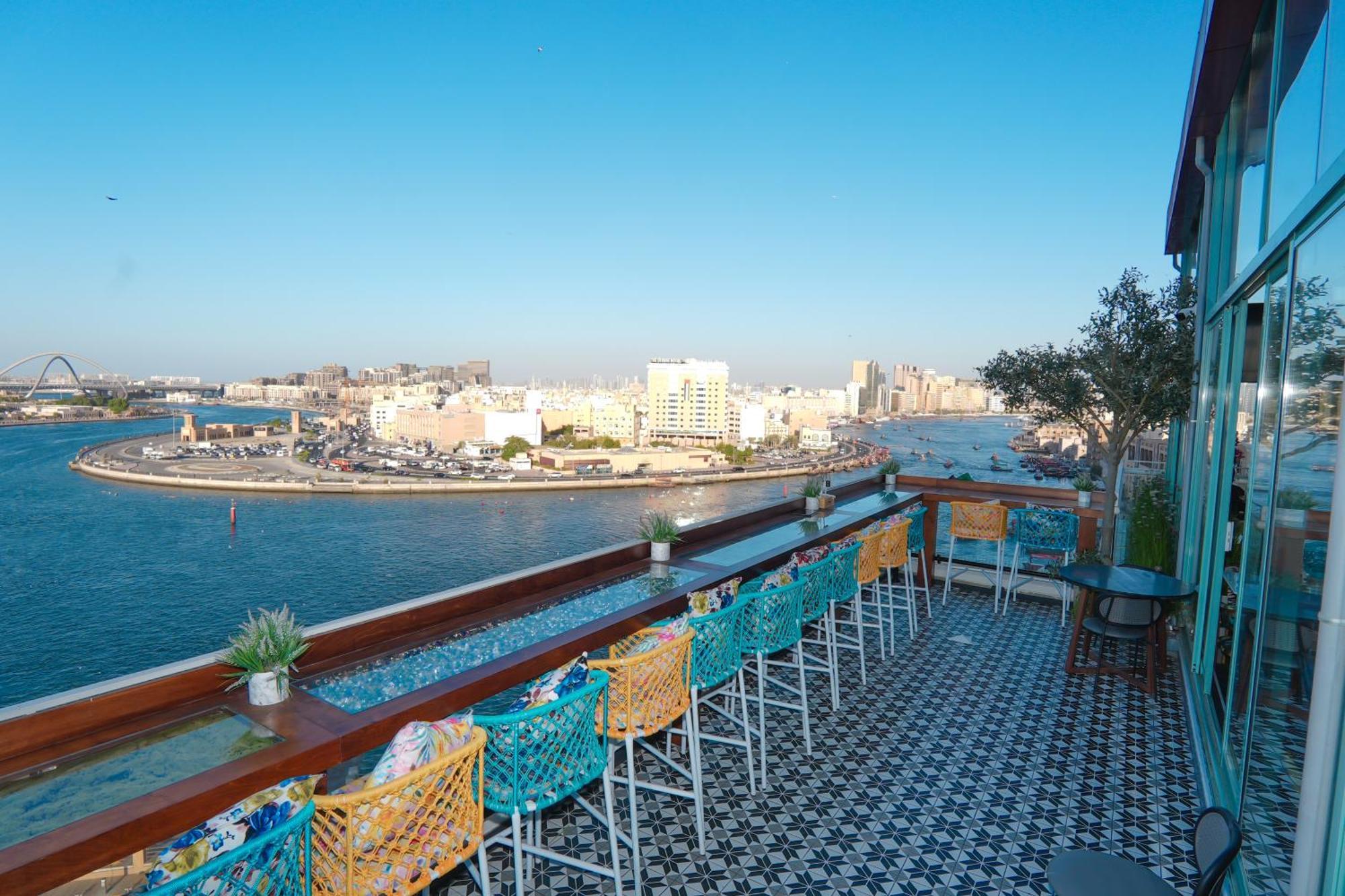 Concorde Creek View Hotel Bur Дубай Екстериор снимка