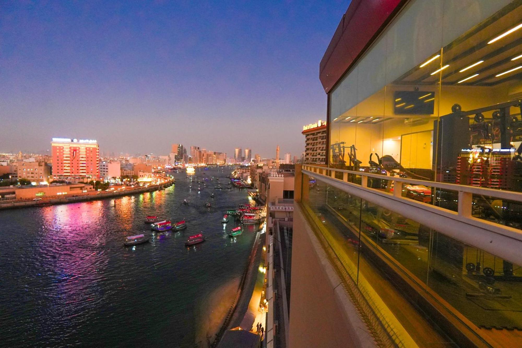 Concorde Creek View Hotel Bur Дубай Екстериор снимка