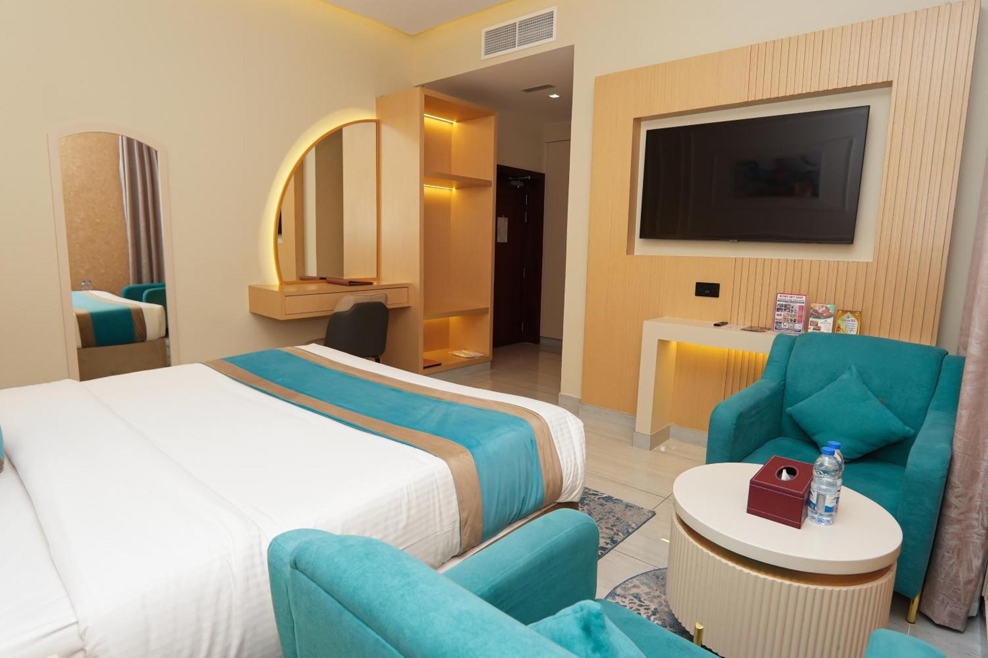 Concorde Creek View Hotel Bur Дубай Екстериор снимка